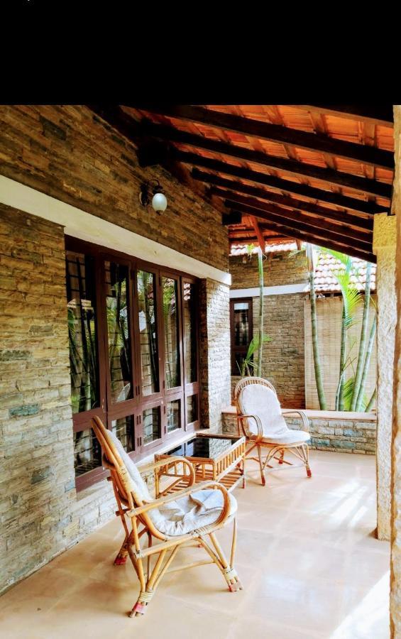 Badami Heritage Resort Екстер'єр фото