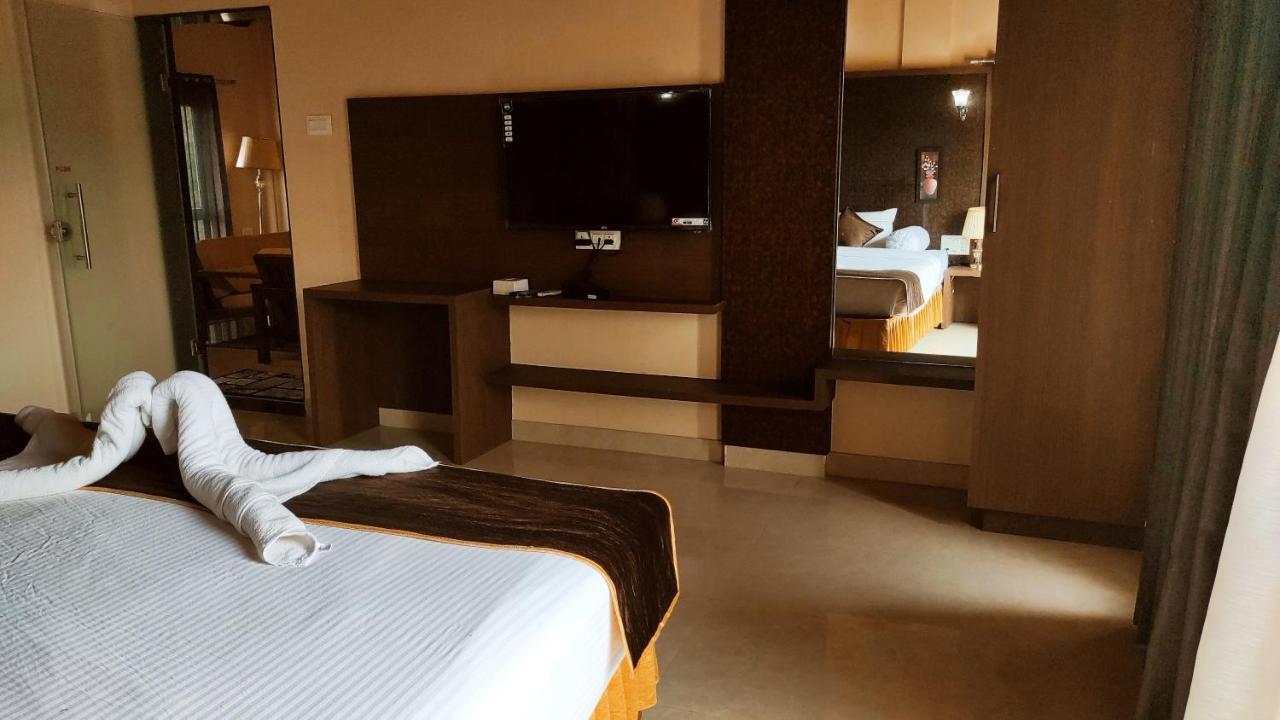 Badami Heritage Resort Екстер'єр фото